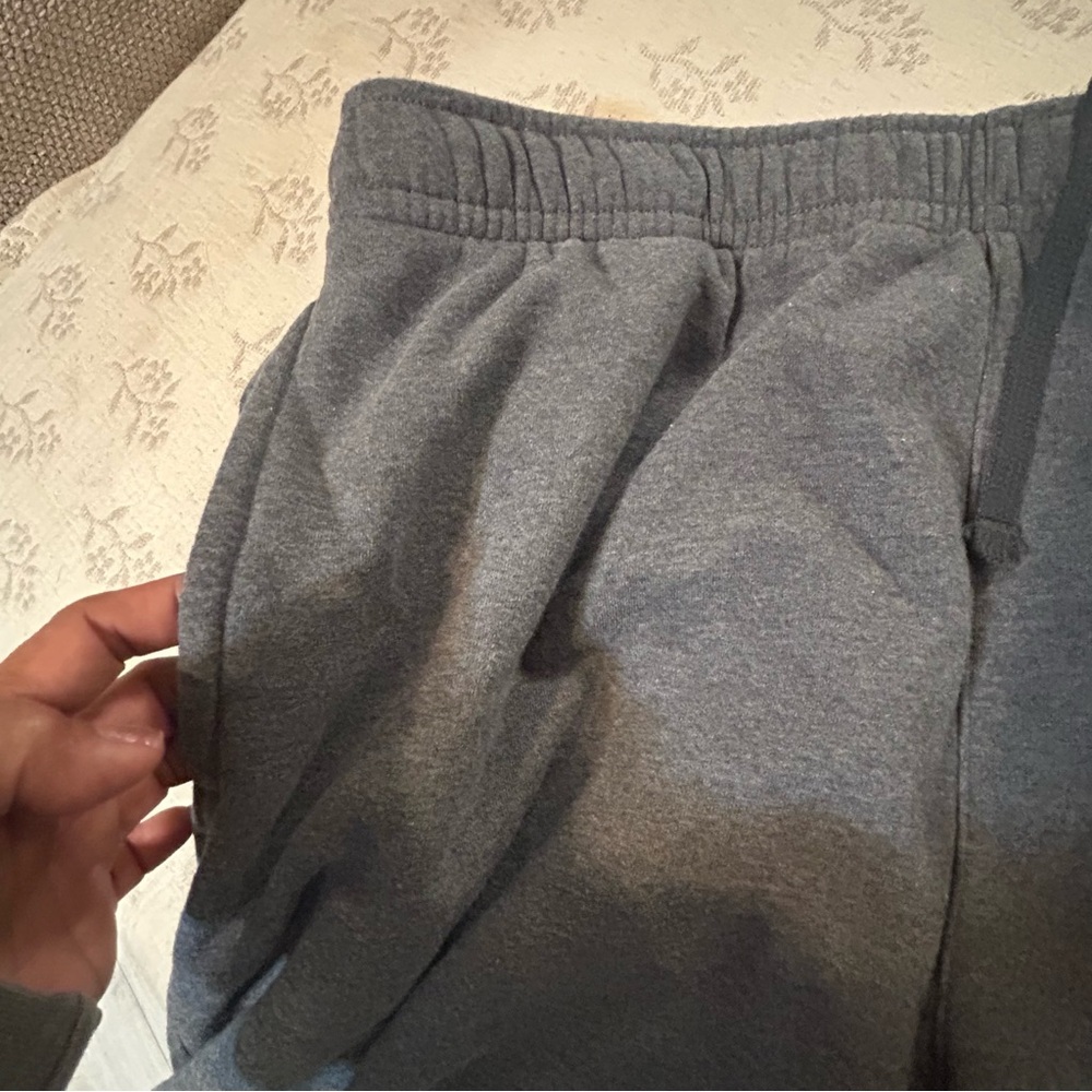 Nike Men’s Gray Sweatpants Track Pants Joggers Swoosh Logo Pockets Roomy Sz XXL - Picture 3 of 11